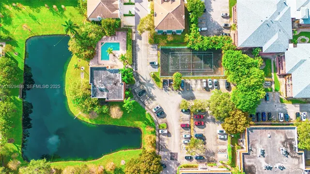 $242,000 | 4705 Southwest 62nd Avenue, Unit 104, Davie, FL 33314