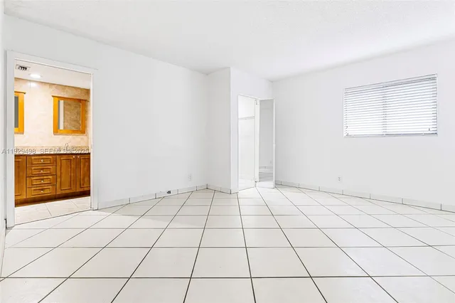 $242,000 | 4705 Southwest 62nd Avenue, Unit 104, Davie, FL 33314