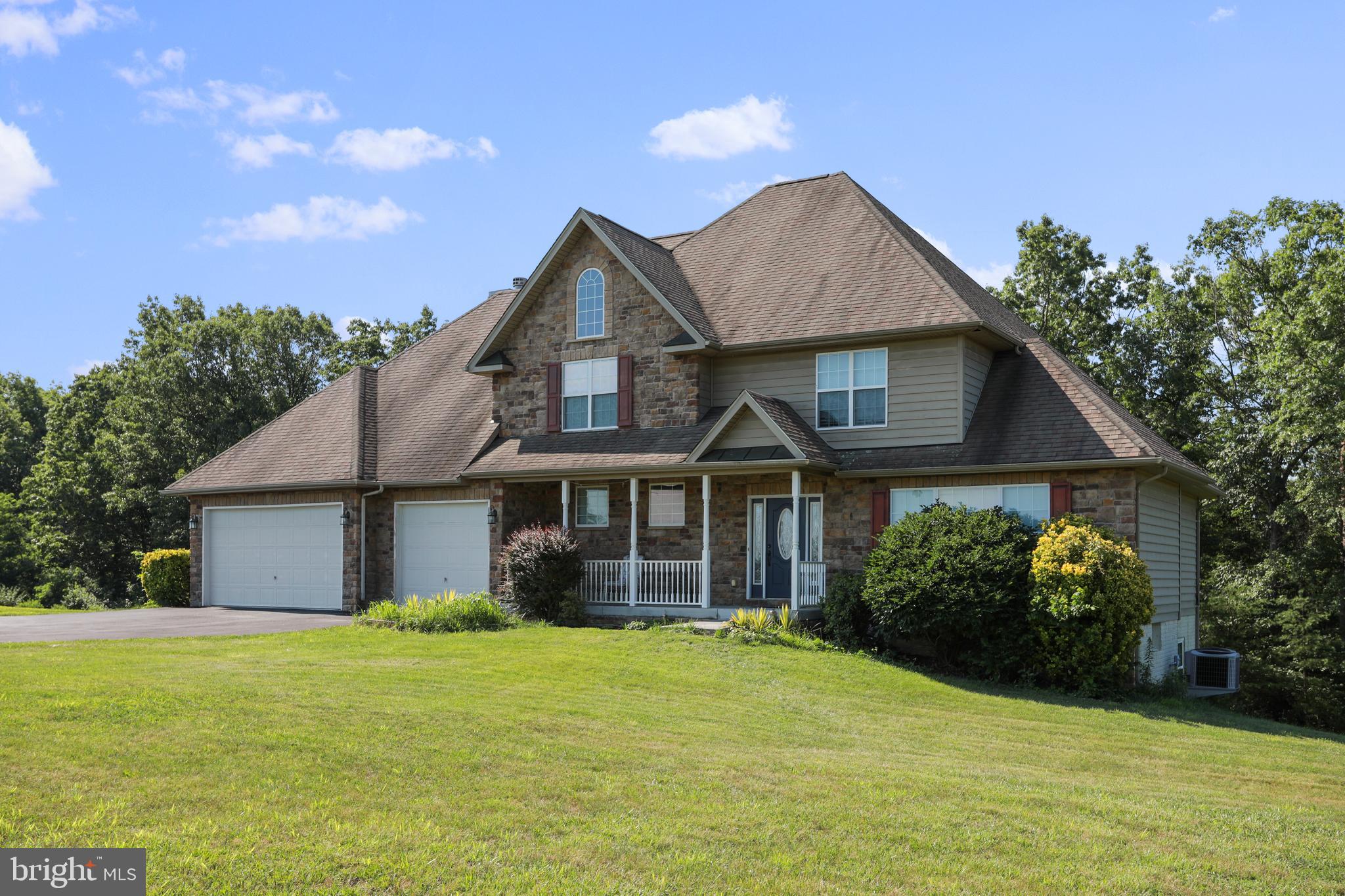 535 Fable Road Hedgesville, WV 25427 - Photo 1 of 67 Gallery Image 1