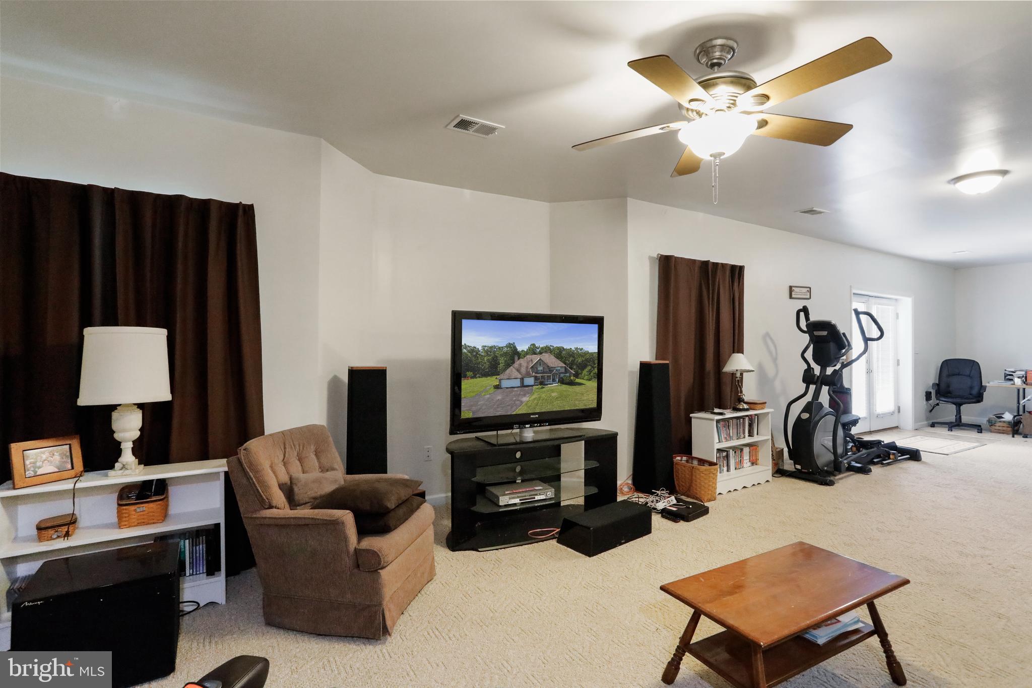 535 Fable Road Hedgesville, WV 25427 - Photo 48 of 67 Gallery Image 48