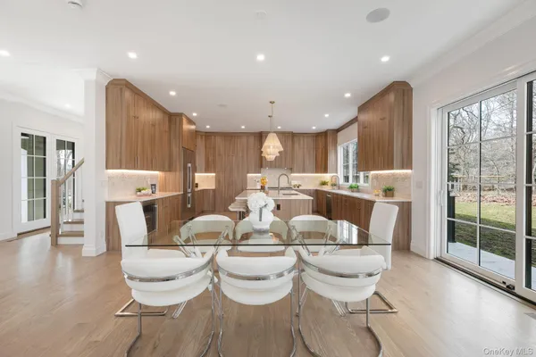 $4,095,000 | 1355 Little Peconic Bay Road, Cutchogue, NY 11935