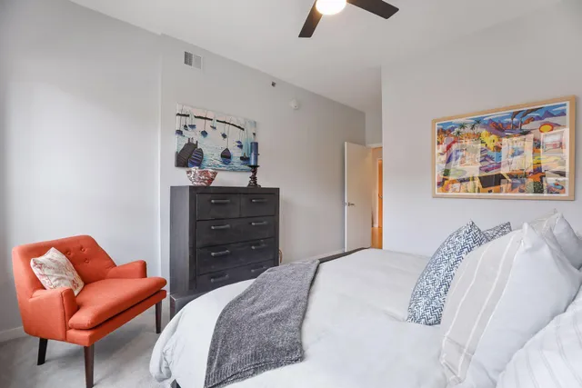 $1,695 | 929 Portland Avenue, Unit 205, Minneapolis, MN 55404