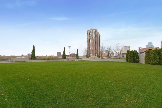 $1,695 | 929 Portland Avenue, Unit 205, Minneapolis, MN 55404