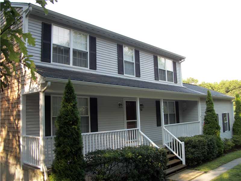 145 Deer Run Road Tiverton, RI 02878 - Photo 1 of 19 Exterior Front.
