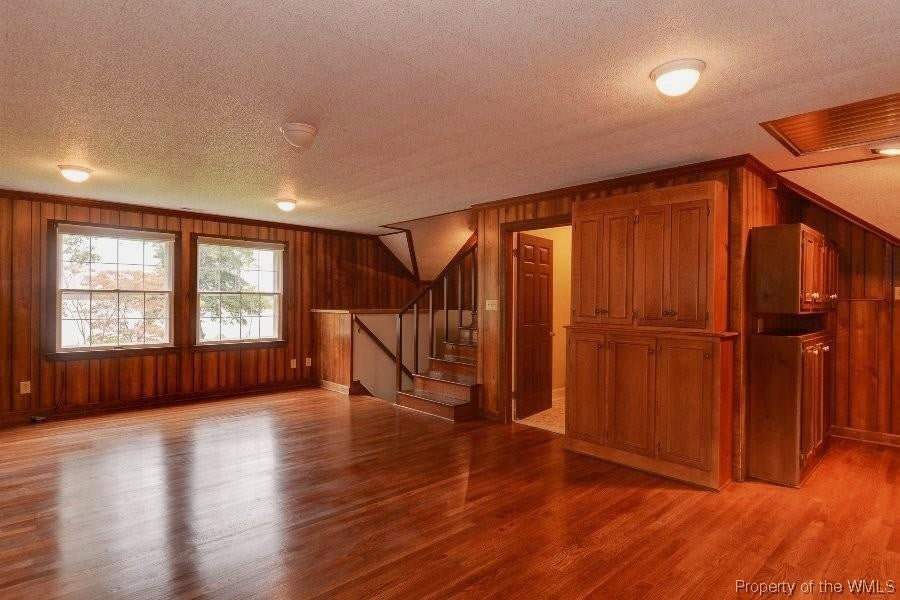 1708 Tyndall Point Road Gloucester Point, VA 23062 - Photo 25 of 38 Gallery Image 25