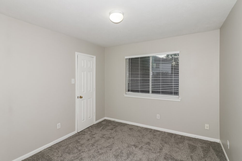 6807 Highwind Bend Lane Katy, TX 77449 - Photo 13 of 16