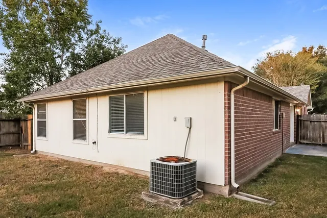 $1,640 | 6807 Highwind Bend Lane, Katy, TX 77449