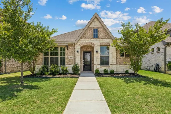 $2,500 | 1104 Milfoil Drive, Justin, TX 76247