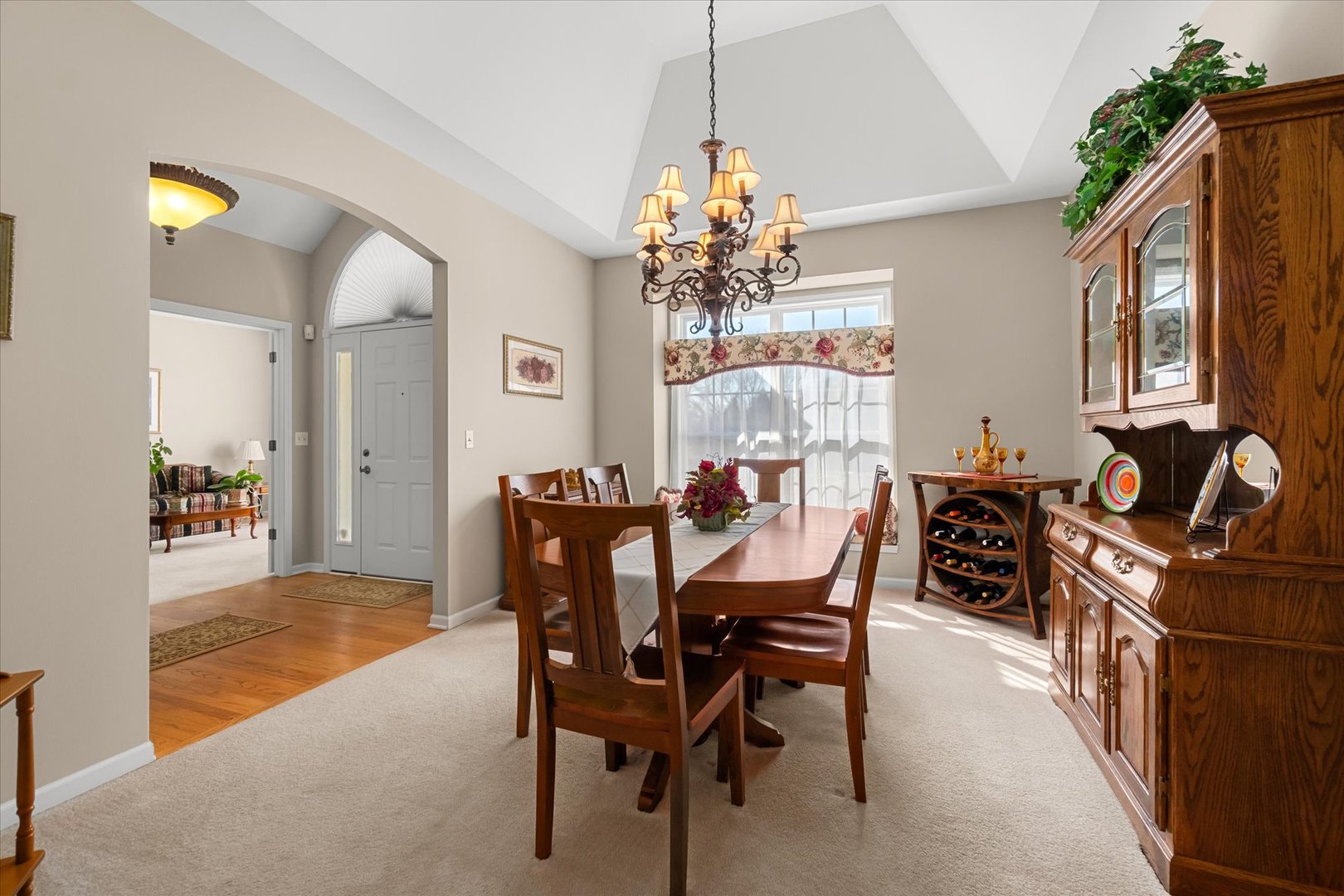 6 Winthrop New Road Sugar Grove, IL 60554 - Photo 4 of 38 a view of a dining room with furniture and chandelier