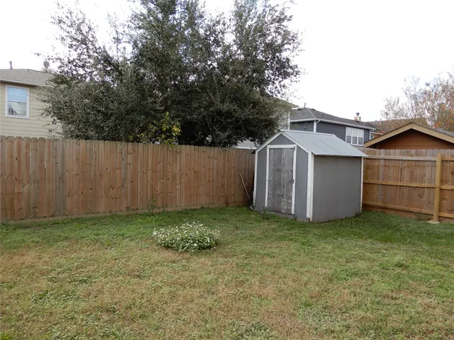 $1,975 | 10030 Victoria Falls Lane, Houston, TX 77075