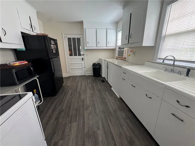 $182,000 | 422 East Savannah Street, Calhoun Falls, SC 29628