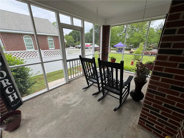 $182,000 | 422 East Savannah Street, Calhoun Falls, SC 29628