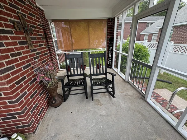 $182,000 | 422 East Savannah Street, Calhoun Falls, SC 29628