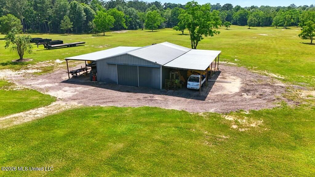 271 Bobby Lane Picayune, MS 39466 - Photo 1 of 11 187757_5