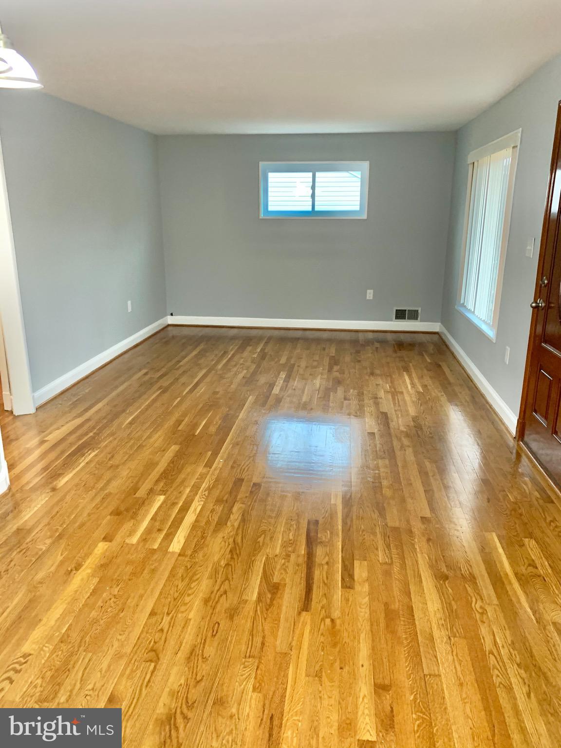 2114 Rolander Street Hyattsville, MD 20783 - Photo 3 of 53 UPPER LEVEL FAMILY ROOM