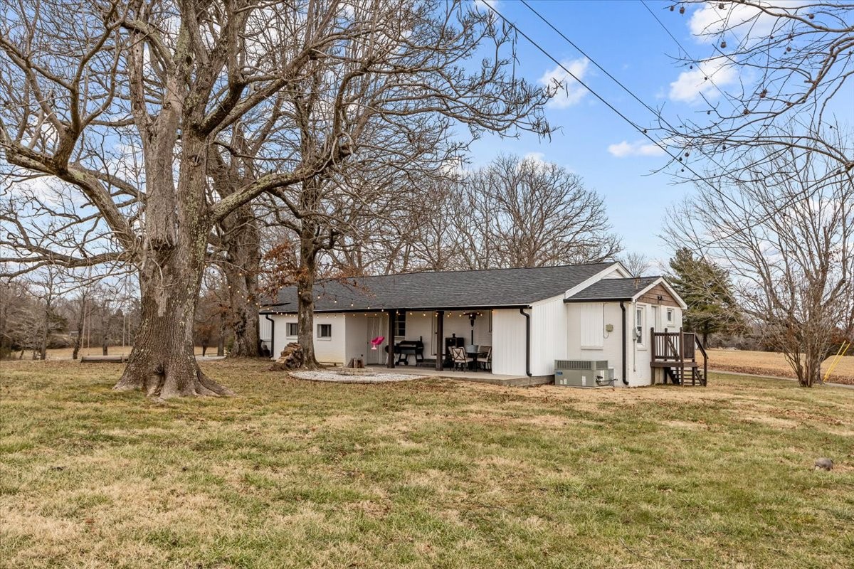 933 Dady Road McEwen, TN 37101 - Photo 28 of 35 Gallery Image 28