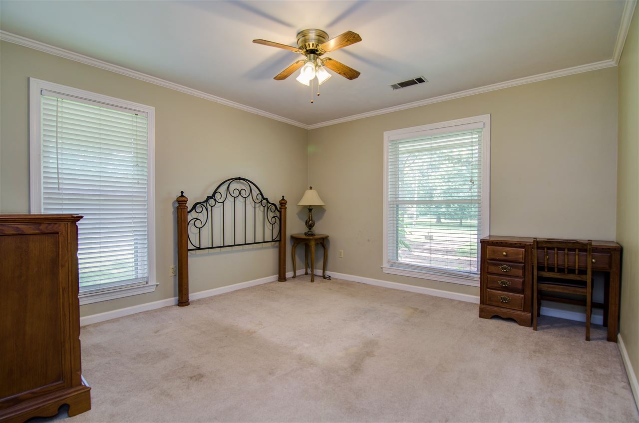 11429 Sycamore Farms Road Collierville, TN 38017 - Photo 5 of 25 Gallery Image 5