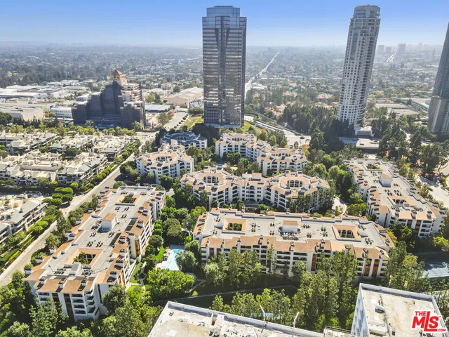 $1,180,000 | 2102 Century Park Lane, Unit 210, Los Angeles, CA 90067