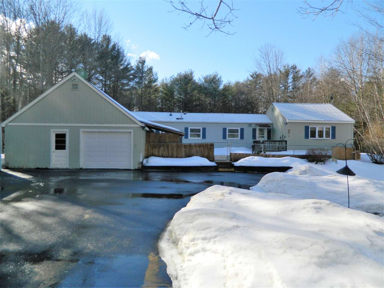 247 Cross Mill Road Northfield, NH 03276 - Photo 1 of 40