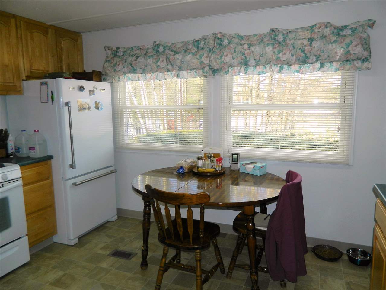 247 Cross Mill Road Northfield, NH 03276 - Photo 2 of 40