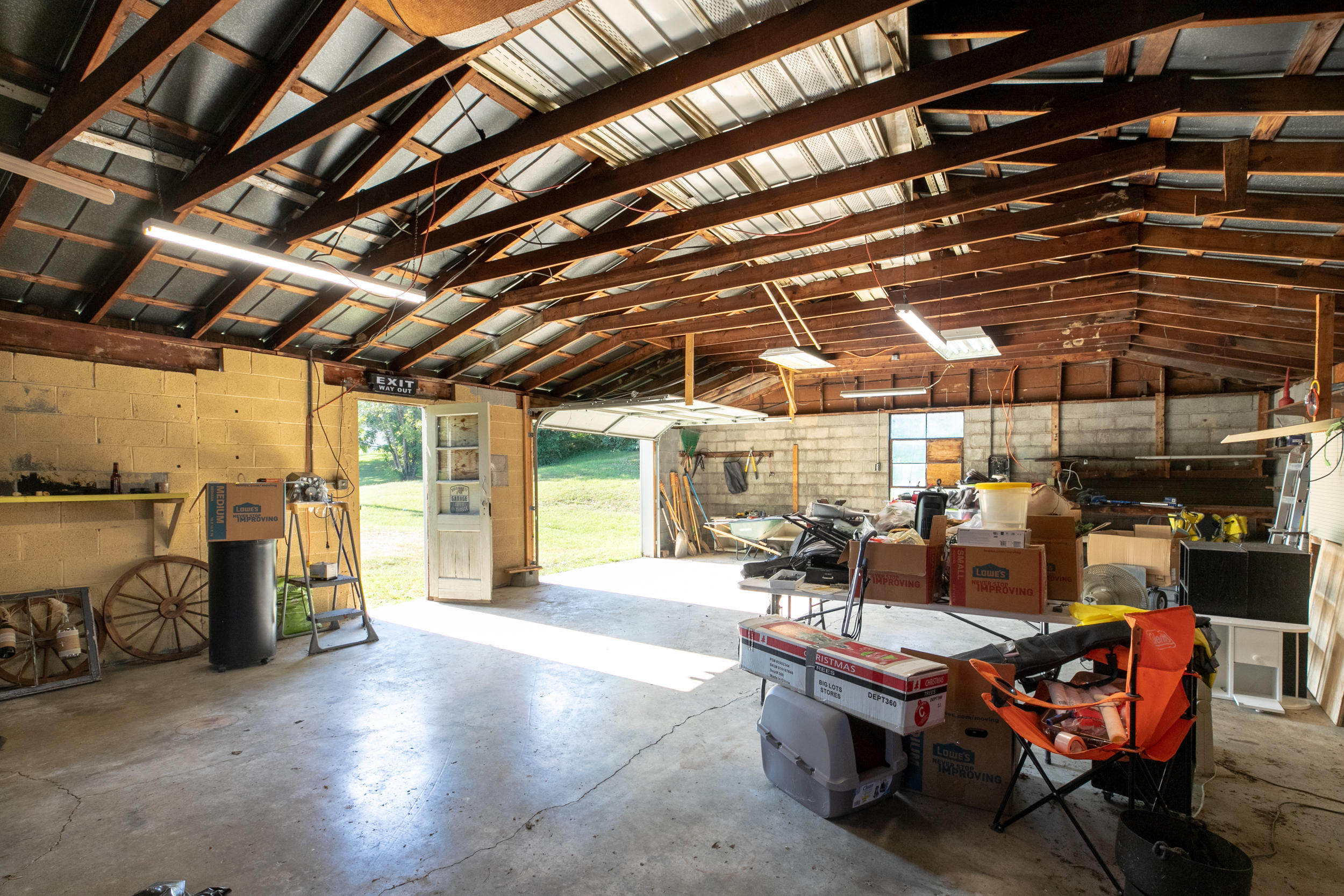 249 Frontier Road La Follette, TN 37766 - Photo 29 of 36 249 Frontier Rd-36