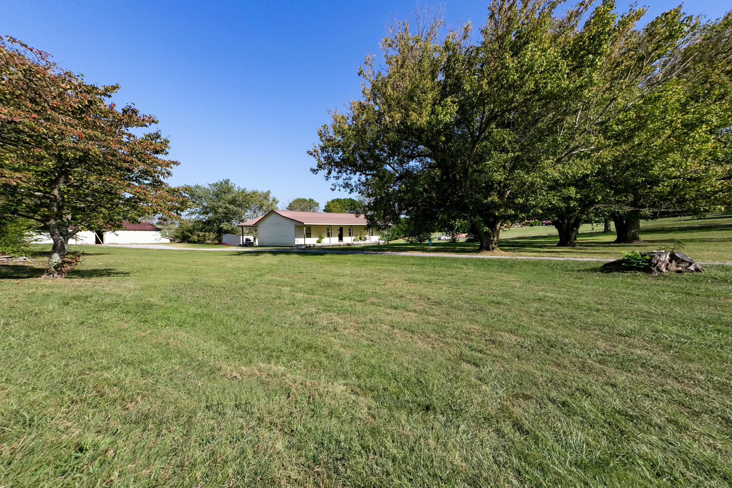 249 Frontier Road La Follette, TN 37766 - Photo 30 of 36 249 Frontier Rd-1
