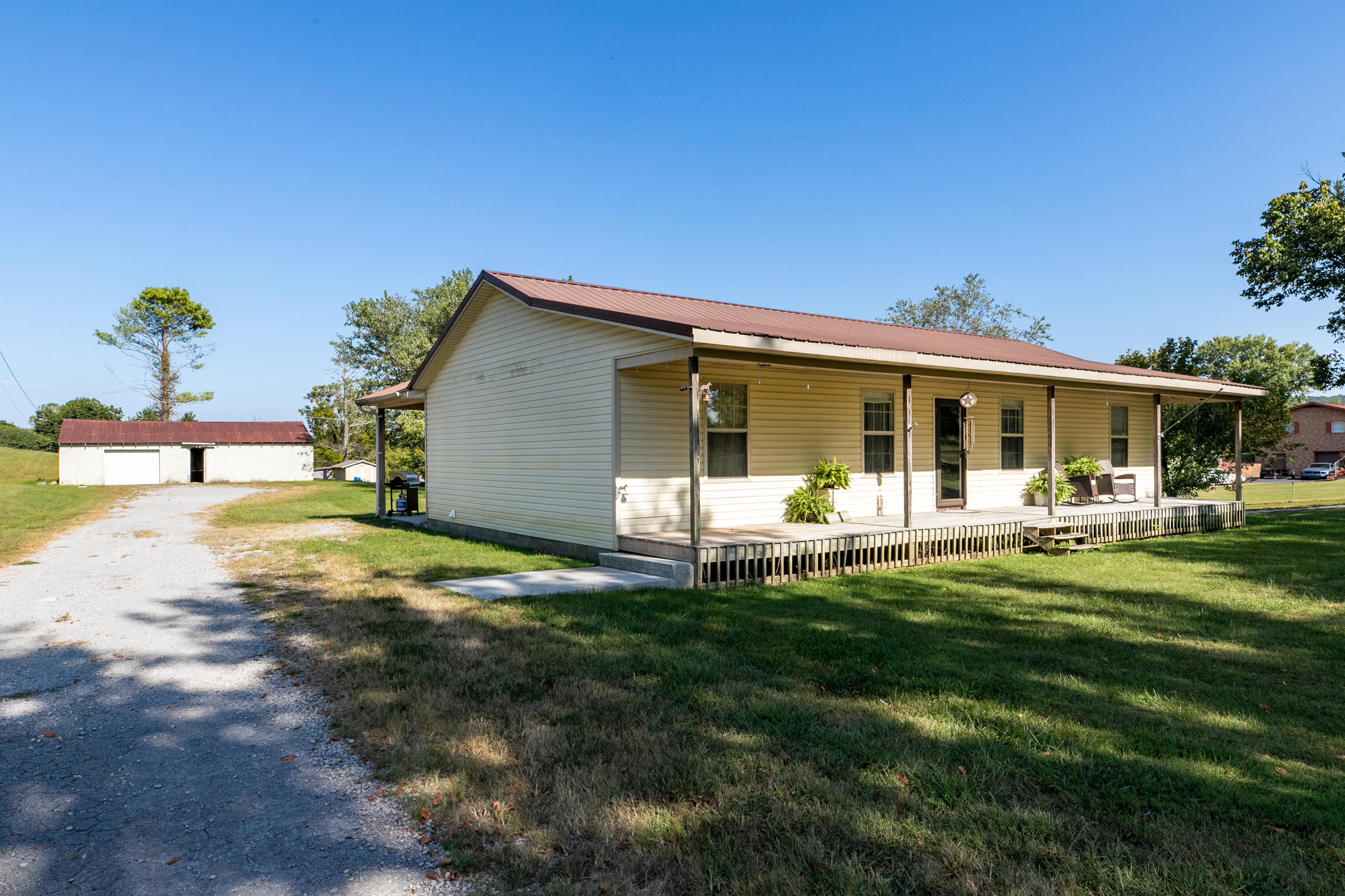 249 Frontier Road La Follette, TN 37766 - Photo 36 of 36 249 Frontier Rd-5