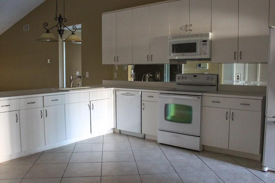 18308 Clear Brook Circle Boca Raton, FL 33498 - Photo 9 of 26 Clearbrook_house-12