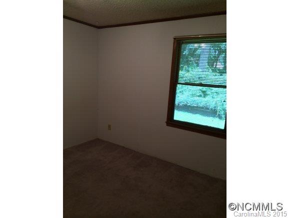 30 Lance Road Arden, NC 28704 - Photo 6 of 24 Gallery Image 6