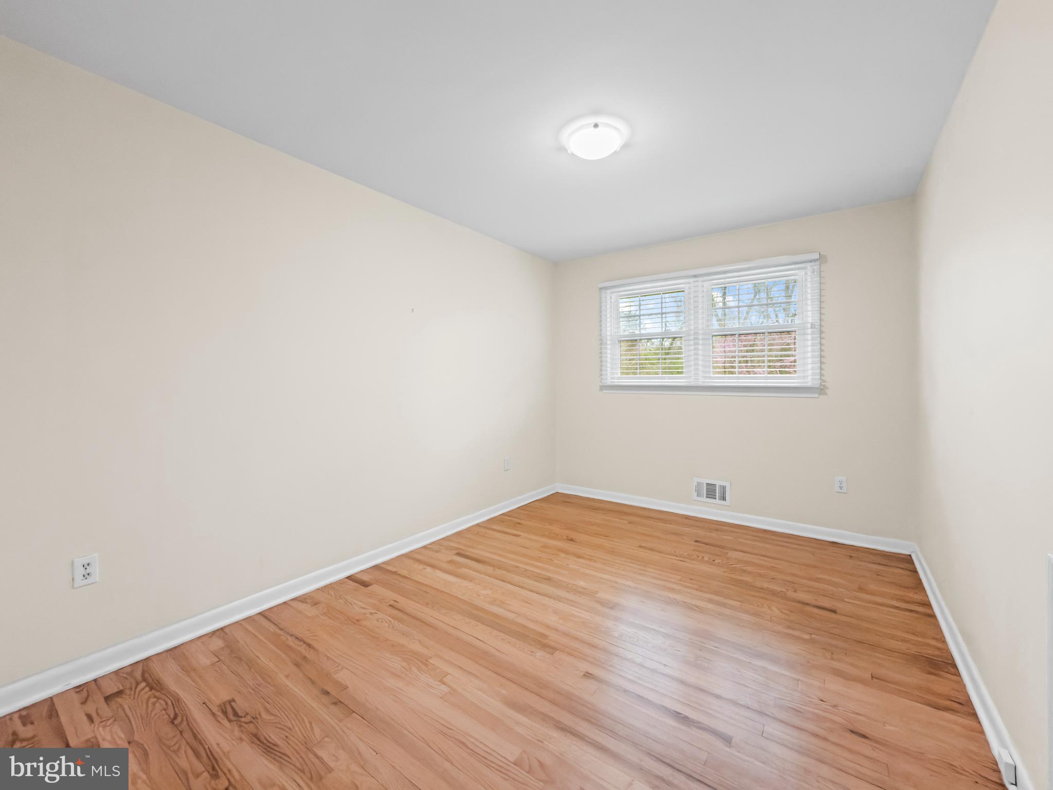 11609 Deborah Drive Potomac, MD 20854 - Photo 28 of 43