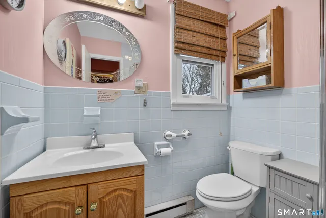 $499,900 | 141 Capstan Avenue, Groton, CT 06355