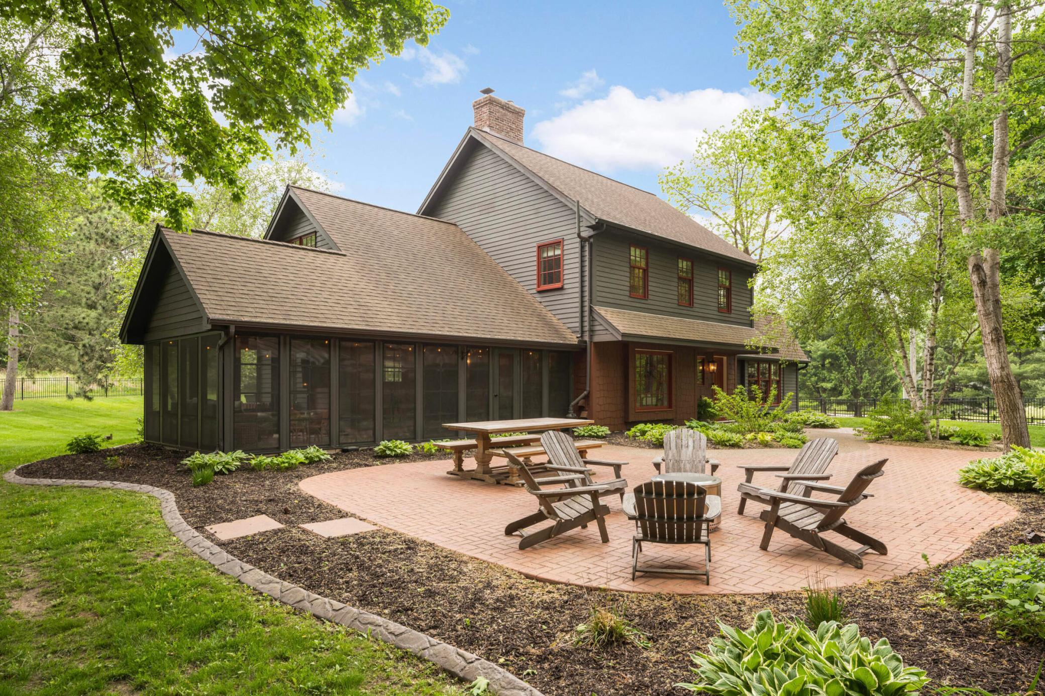 15513 Loop Road South Burnsville, MN 55306 - Photo 1 of 1