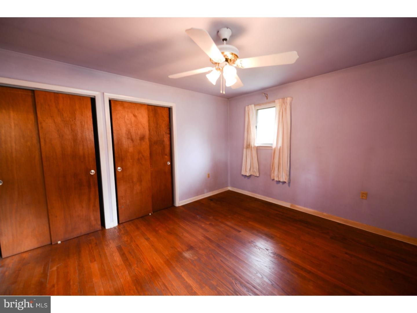 127 Marlton Road Pilesgrove, NJ 08098 - Photo 15 of 20 Bedroom - Main