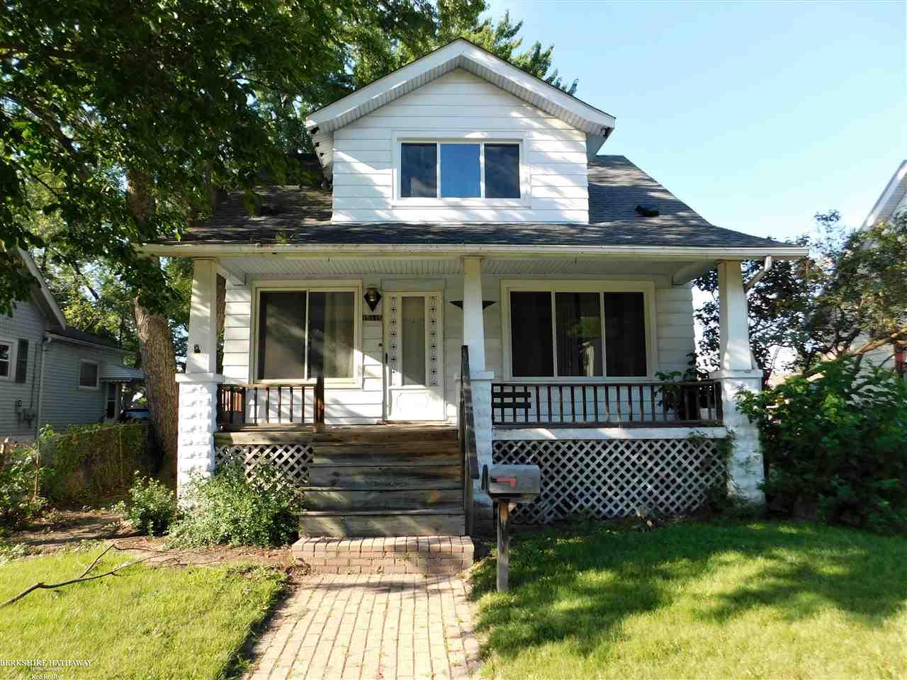 15115 Charles R Avenue Eastpointe, MI 48021 - Photo 1 of 14
