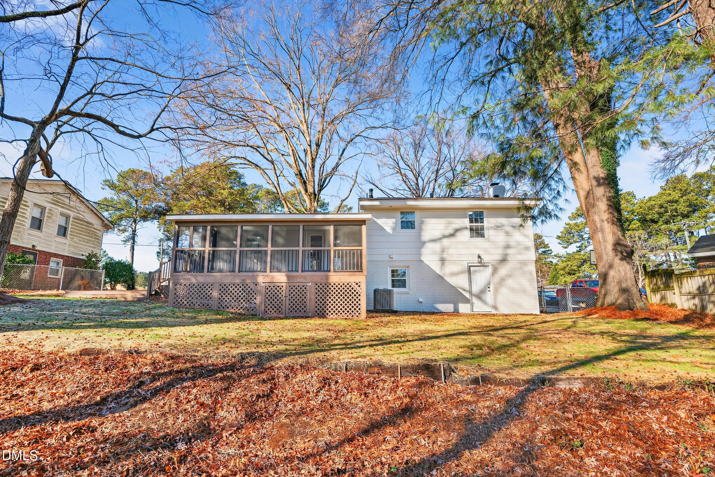 3540 Carolyn Drive Raleigh, NC 27604 - Photo 4 of 30 4_dsc04838-edit