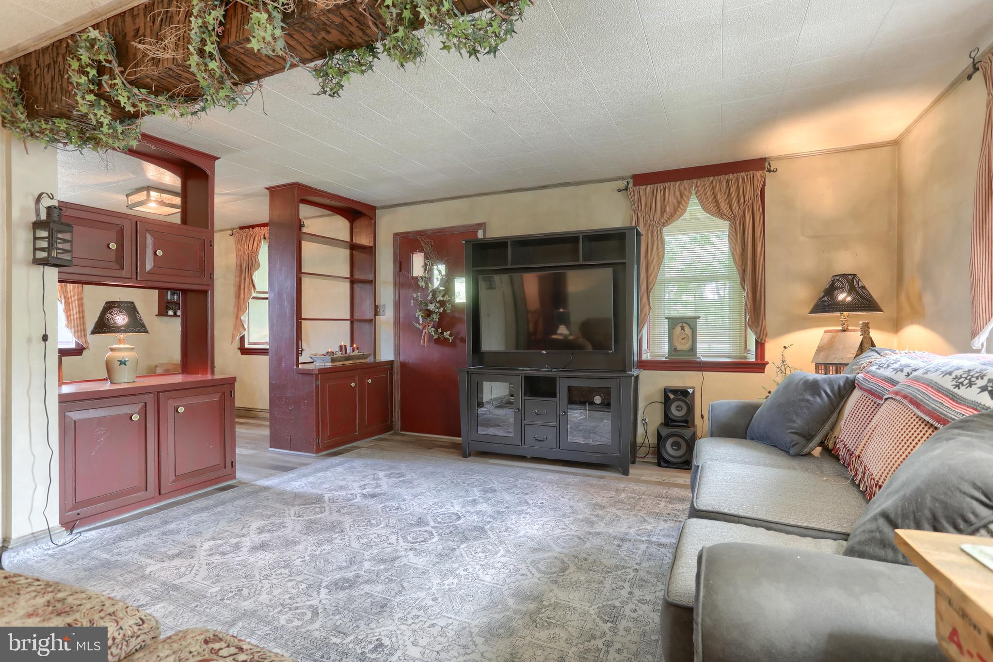 6767 Schoolhouse Road Hershey, PA 17033 - Photo 20 of 51