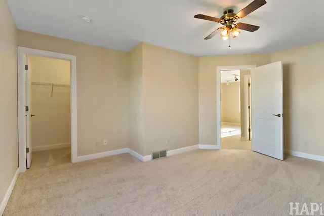 $319,900 | 5518 West Chasefield Circle, McHenry, IL 60050