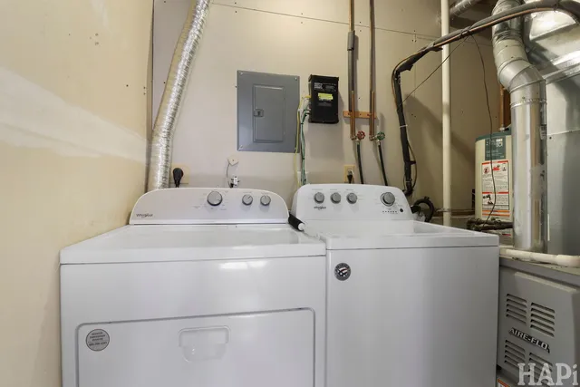 $319,900 | 5518 West Chasefield Circle, McHenry, IL 60050