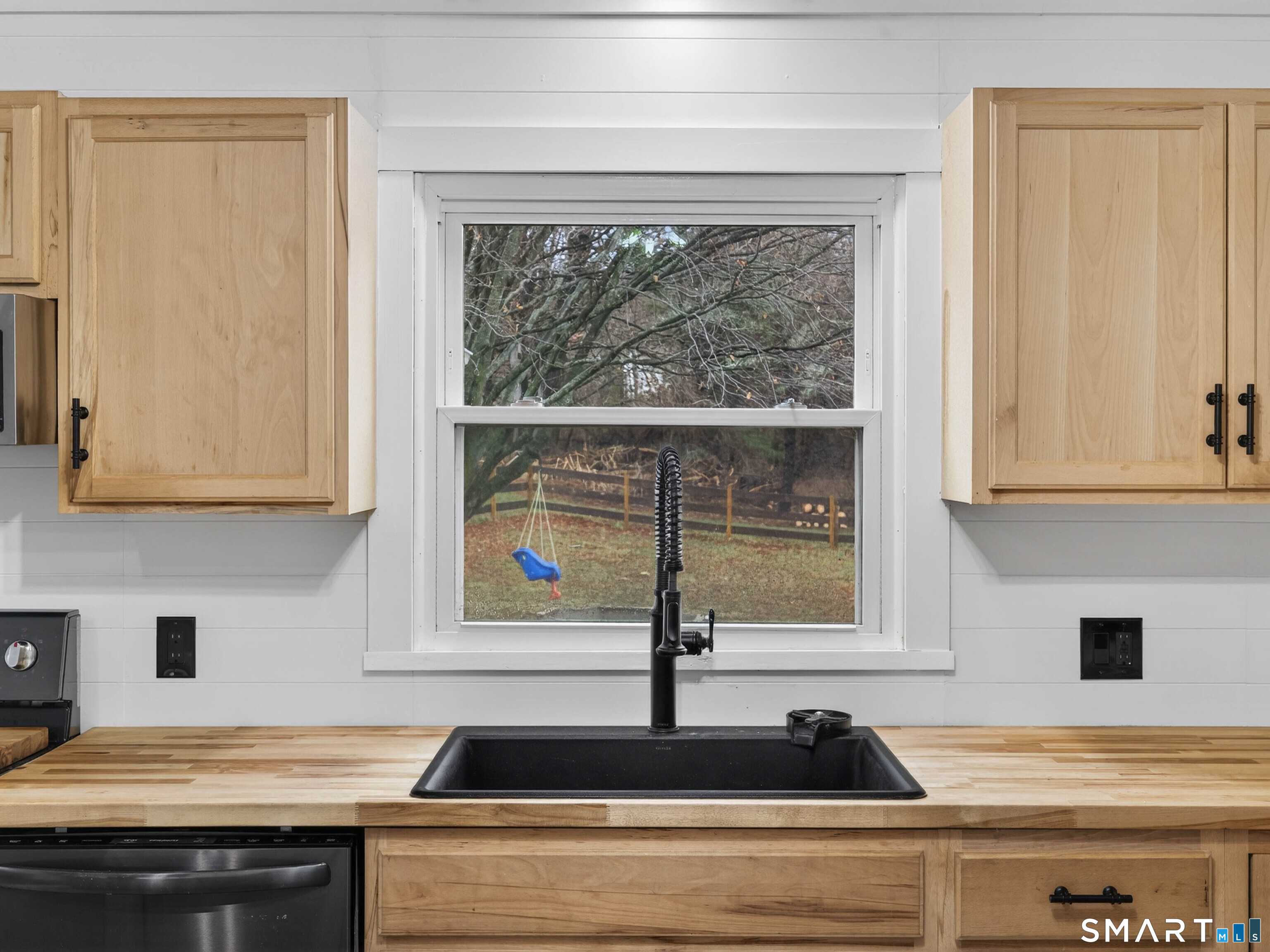 11 Green Briar Road Norwich, CT 06360 - Photo 16 of 38