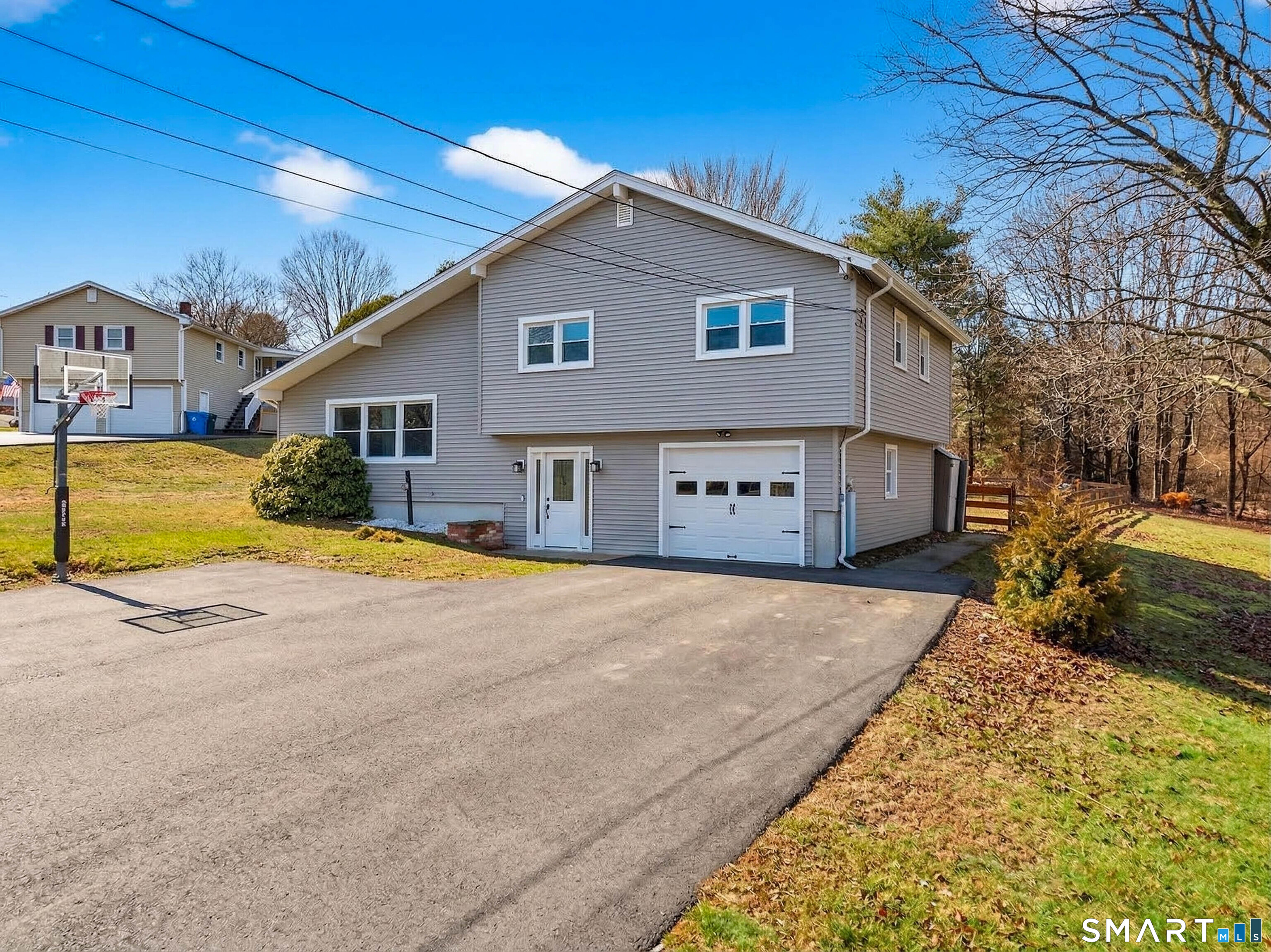 11 Green Briar Road Norwich, CT 06360 - Photo 4 of 38