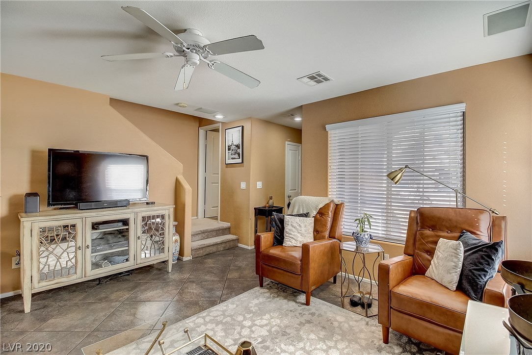 89 Ice Fall Avenue Las Vegas, NV 89183 - Photo 13 of 50