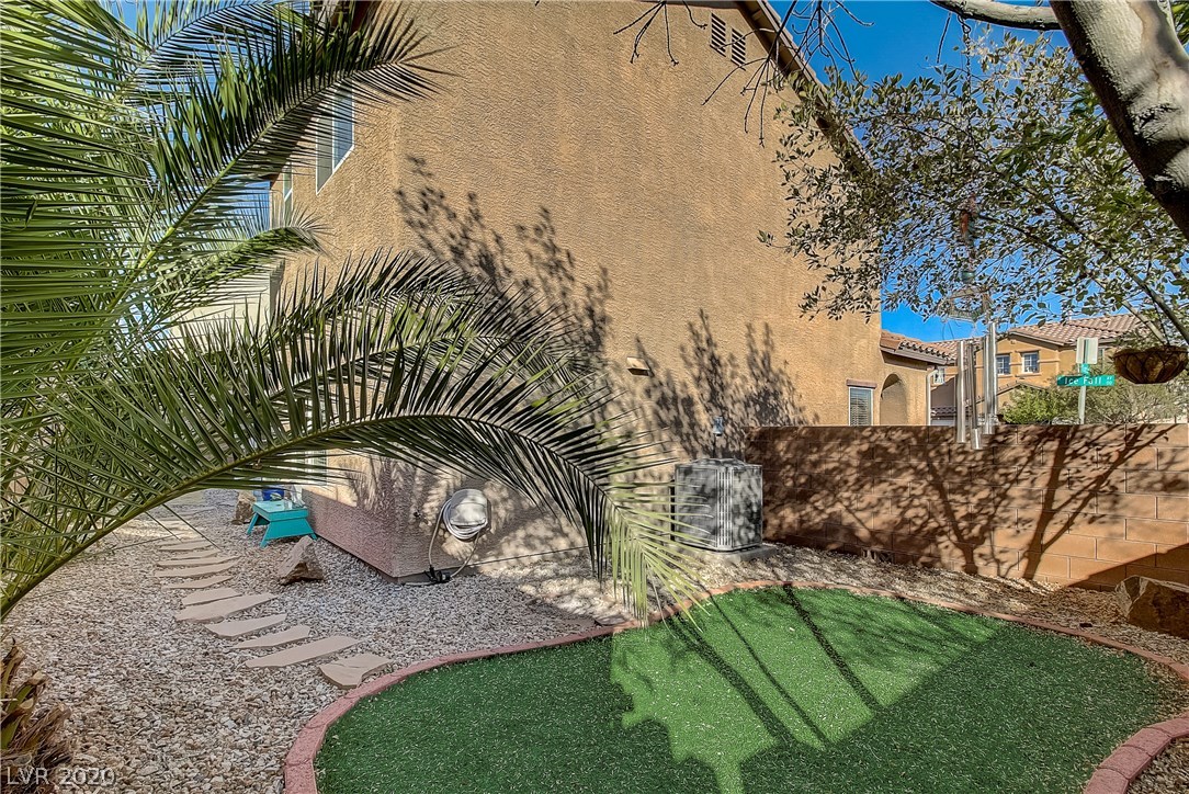 89 Ice Fall Avenue Las Vegas, NV 89183 - Photo 48 of 50