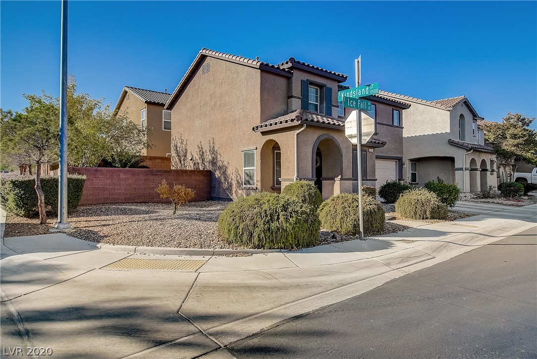 89 Ice Fall Avenue Las Vegas, NV 89183 - Photo 6 of 50