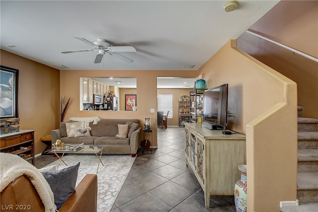 89 Ice Fall Avenue Las Vegas, NV 89183 - Photo 10 of 50