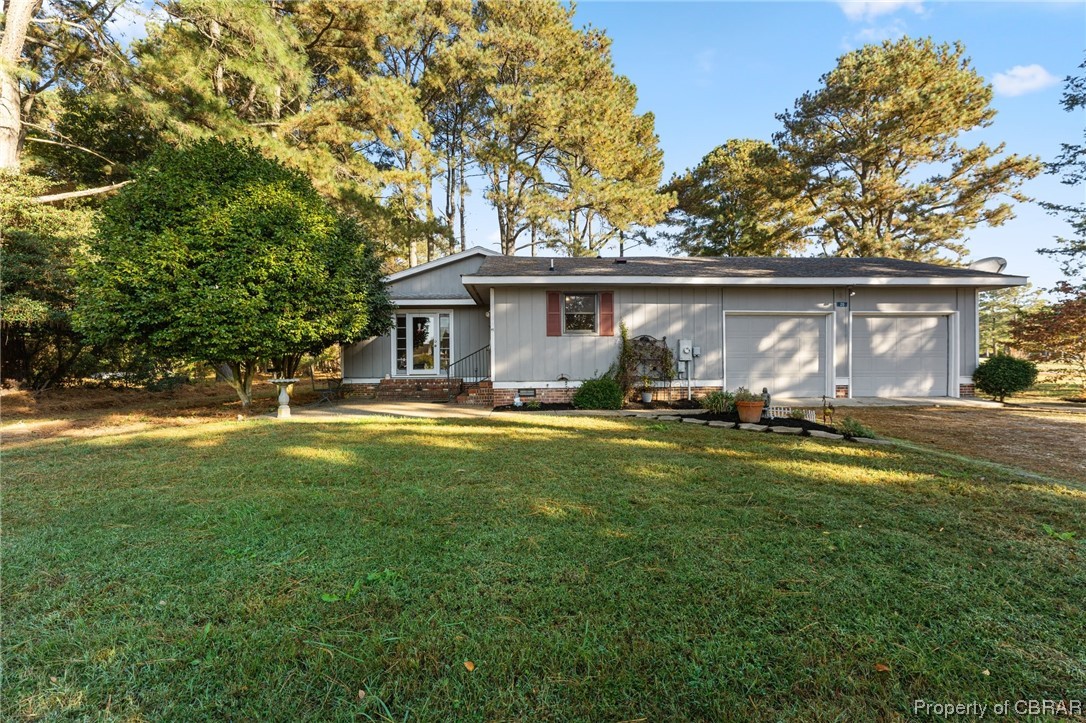 20 Comanchee Lane Kilmarnock, VA 22482 - Photo 3 of 36
