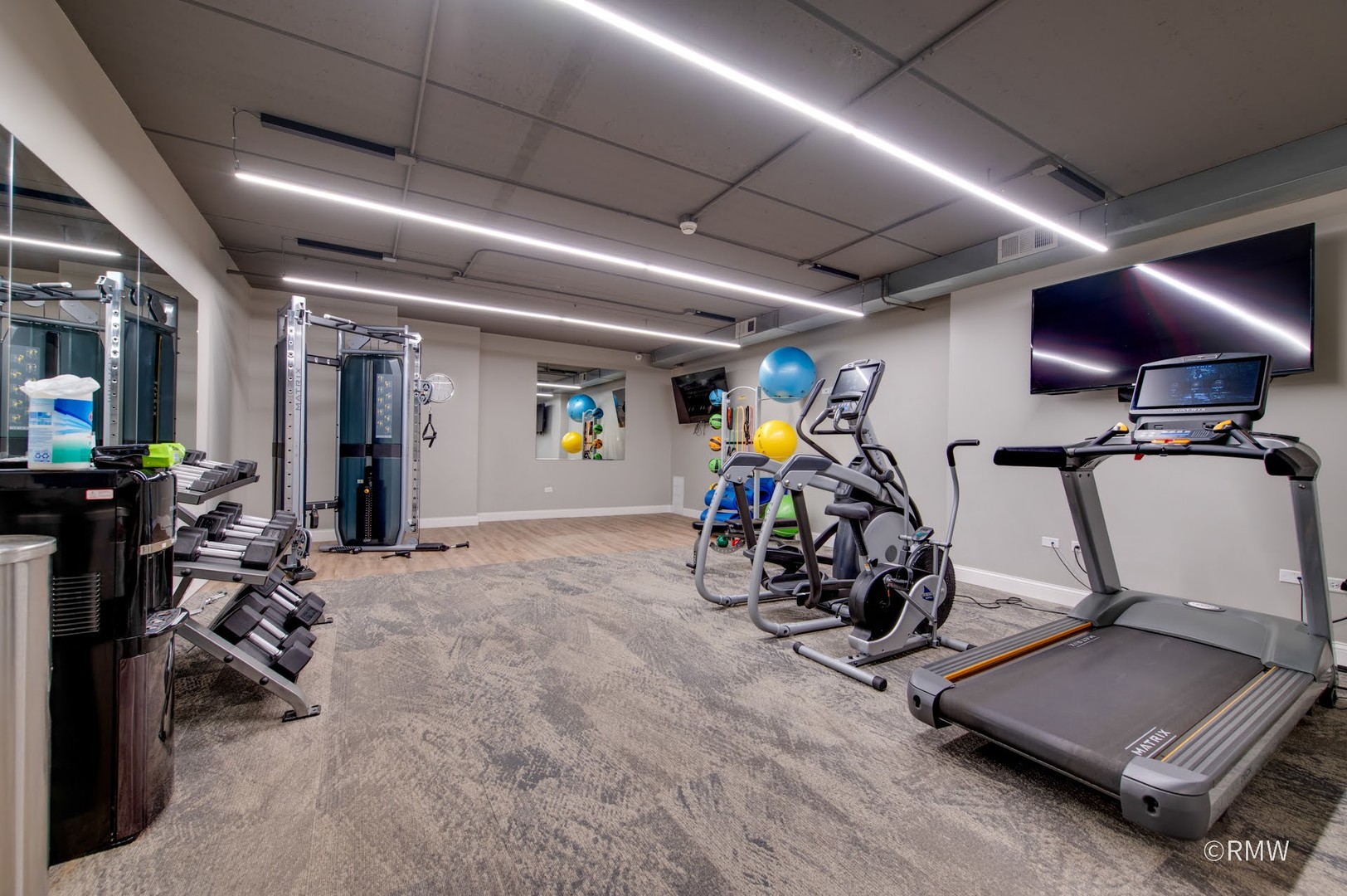 2 Itasca Place, Unit 521 Addison, IL 60143 - Photo 19 of 20 a view of a room with gym equipment