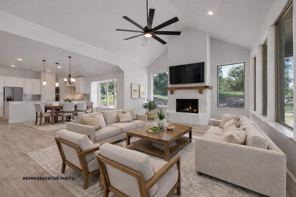 412 McAlpine Drive Springtown, TX 76082 - Photo 8 of 12