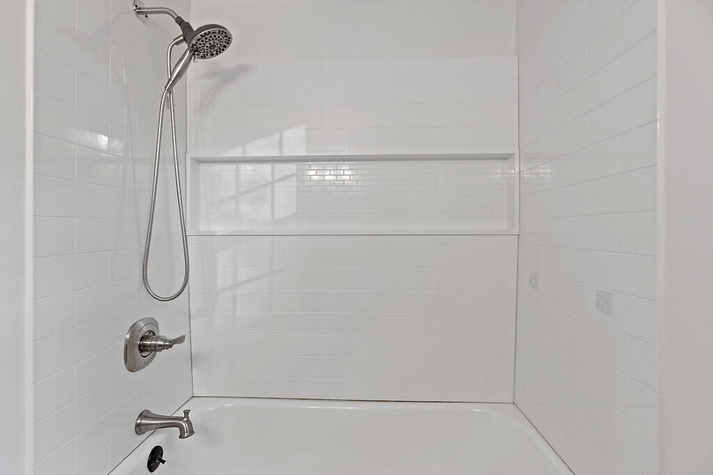 384 Spring Water Road Poland, ME 04274 - Photo 28 of 56 Bathroom