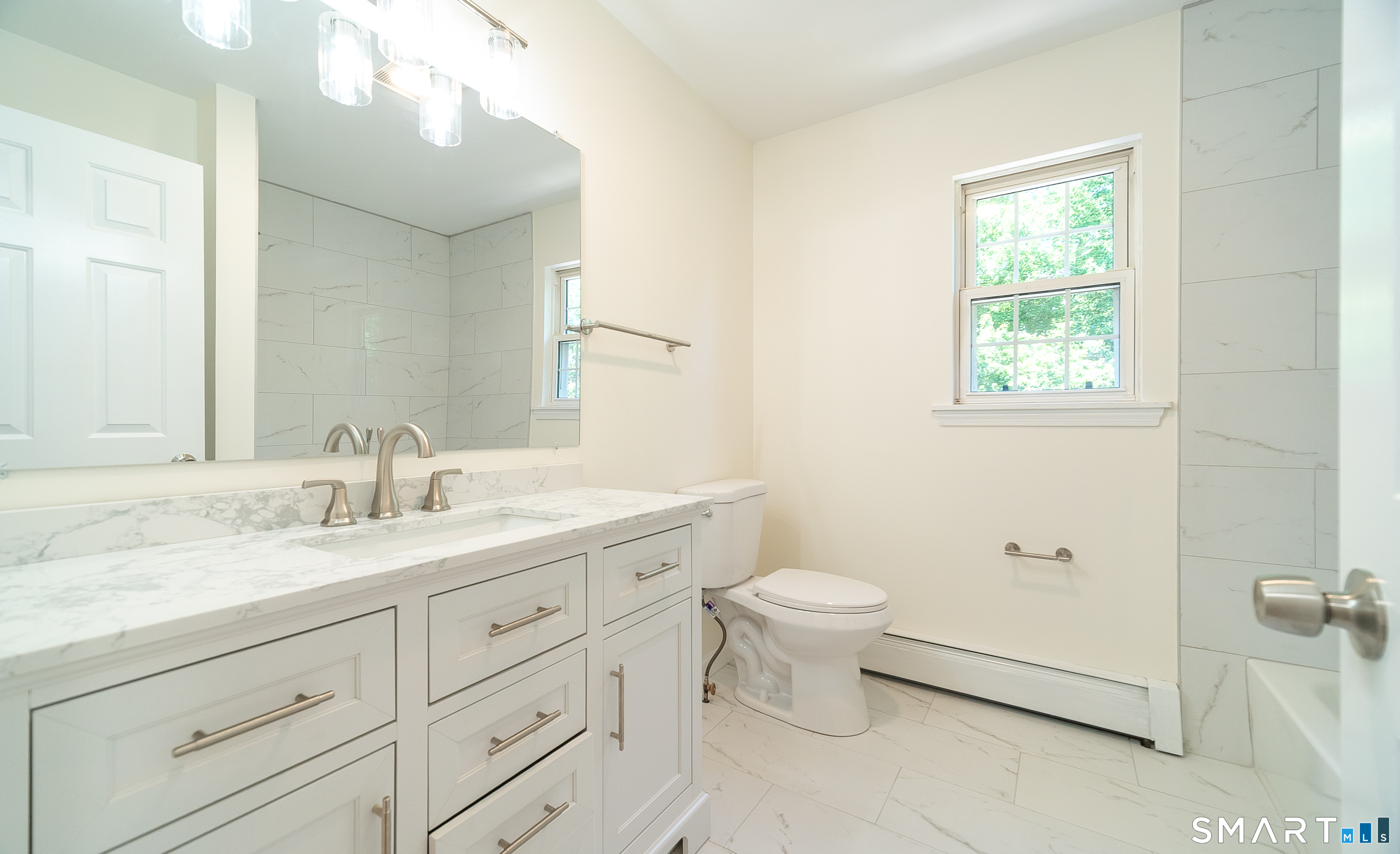 1425 James Farm Road Stratford, CT 06614 - Photo 16 of 40
