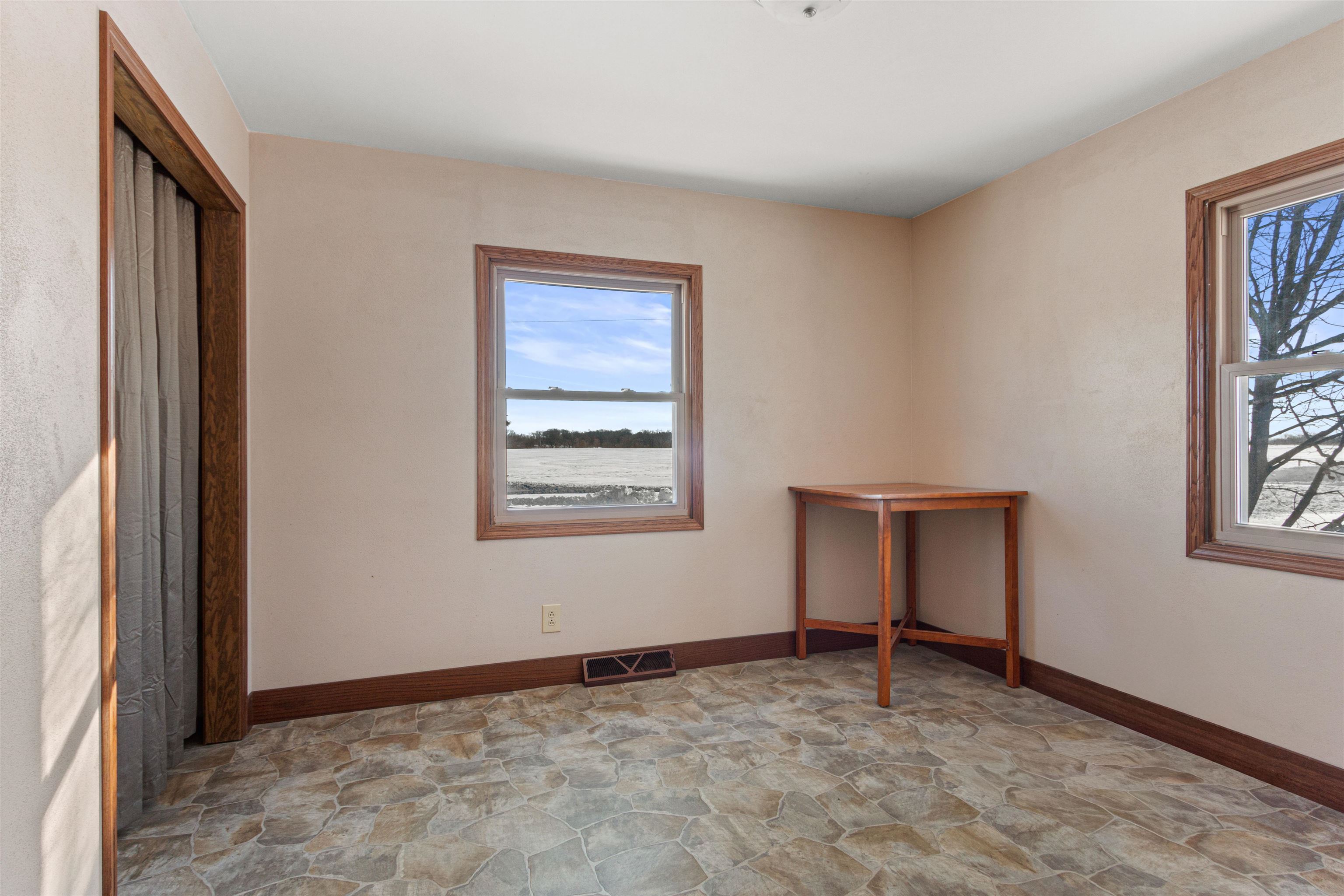5390 County Rd Q Amherst, WI 54406 - Photo 11 of 44